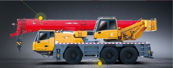 Equipo de construcción de grúas de camiones móviles de 25 toneladas con capacidad de tanque de combustible de 400-500L