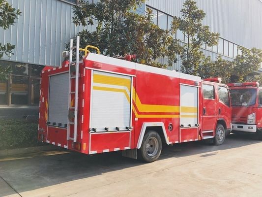 ISUZU 4X2 700P camión de bomberos camión de rescate de incendios pequeño 4cbm 5cbm