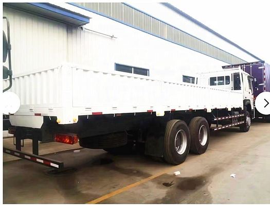 China Howo 4x2 130hp 6 toneladas Sinotruk camión ligero Mini Cargo camión de basura pequeño camión de tirón precio de fábrica