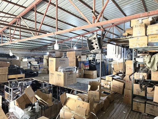 Las piezas de repuesto del camión Shacman DZ93189553105 Sensor de nivel de combustible DZ93189551042/ DZ93189551021 Precio más barato