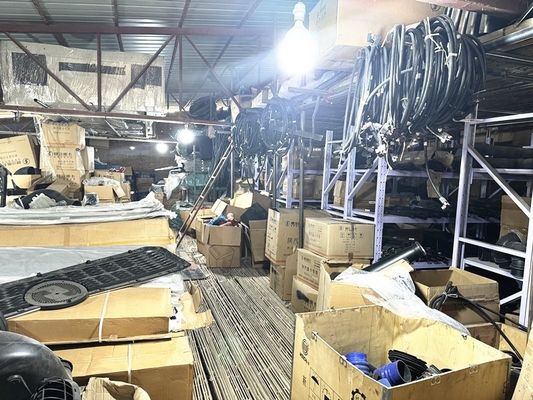 Shacman piezas de repuesto X3000 embrague cilindro maestro DZ93189230090 Y el conjunto del depósito