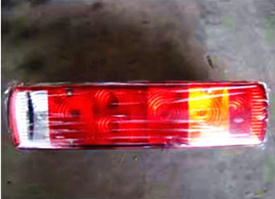 Sinotruk Howo Shacman camión piezas de repuesto combinación luz trasera AZ9719810001
