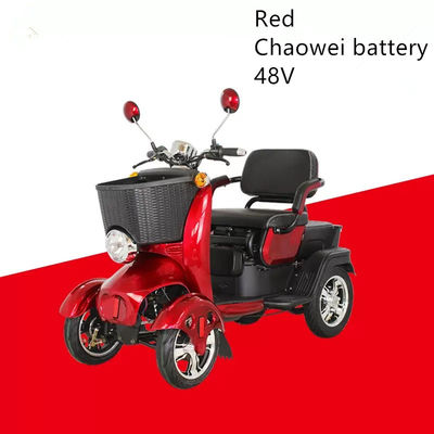 Vehículo eléctrico de cuatro ruedas para uso doméstico Scooter pequeño Vehículo eléctrico ajustable de tres plazas para adultos y ancianos para el ocio